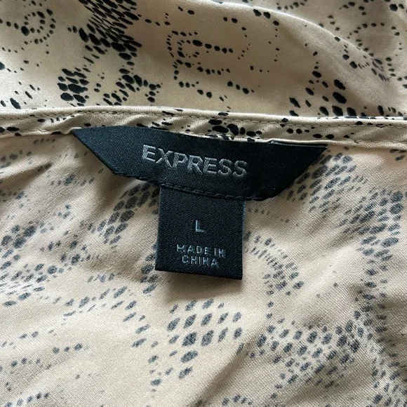 EXPRESS halter top - Picture 4 of 5